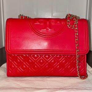 Tory Burch Fleming Convertible Shoulder Bag in Bearberry